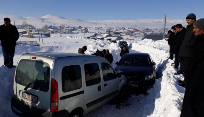 Taziye yolunda trafik kazası: 5 yaralı