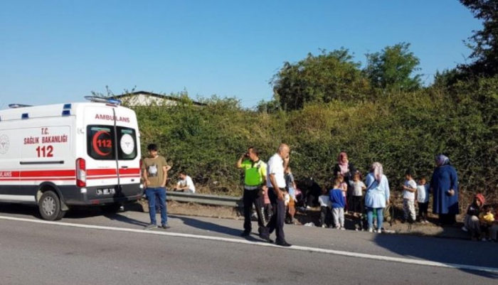 TEM’de 7 aracın karıştığı zincirleme kaza: 10 yaralı