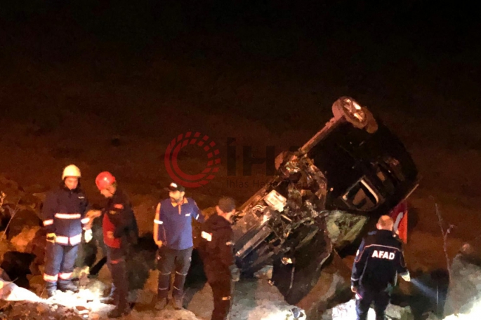 Trafik kazası: 1 ölü, 3 yaralı