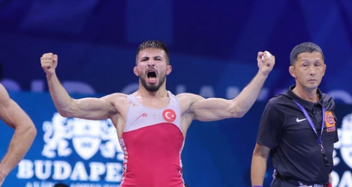 Türkiye’nin Gururu Milli Güreşçi Süleyman Atlı 57 Kiloda Altın Madalya Kazandı