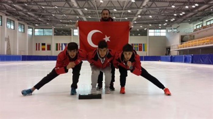 Türkiye Short Track Milli Takımına üç sporcu Palandöken Belediyesinden