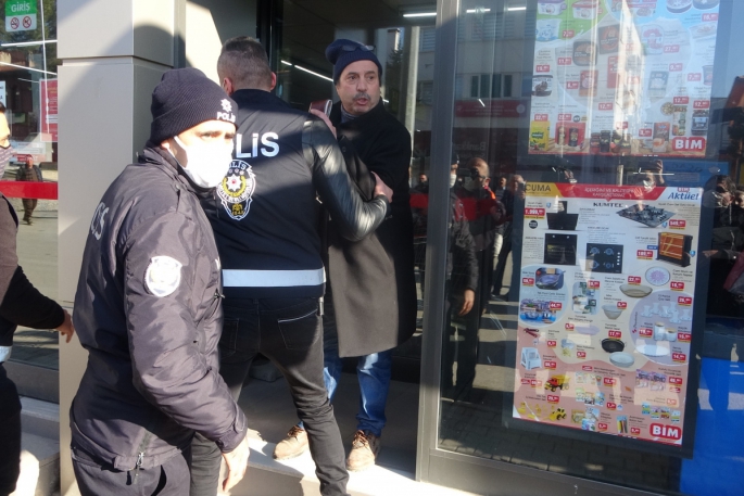 Uşak'ta Akşener'e şok protesto