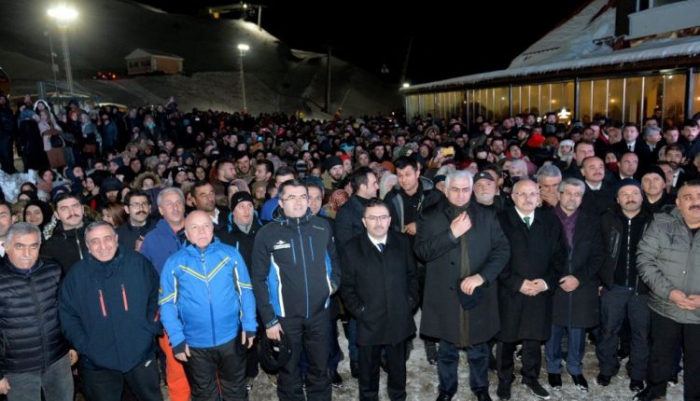 Vali Okay Memiş, “Bugün itibariyle efsane Palandöken Kayak Merkezi’mizde sezon açılışımızı gerçekleştirdik”