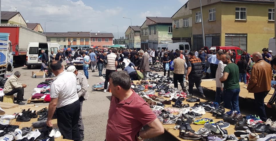 Erzurum'da Bit Pazarı Gibisi Yok