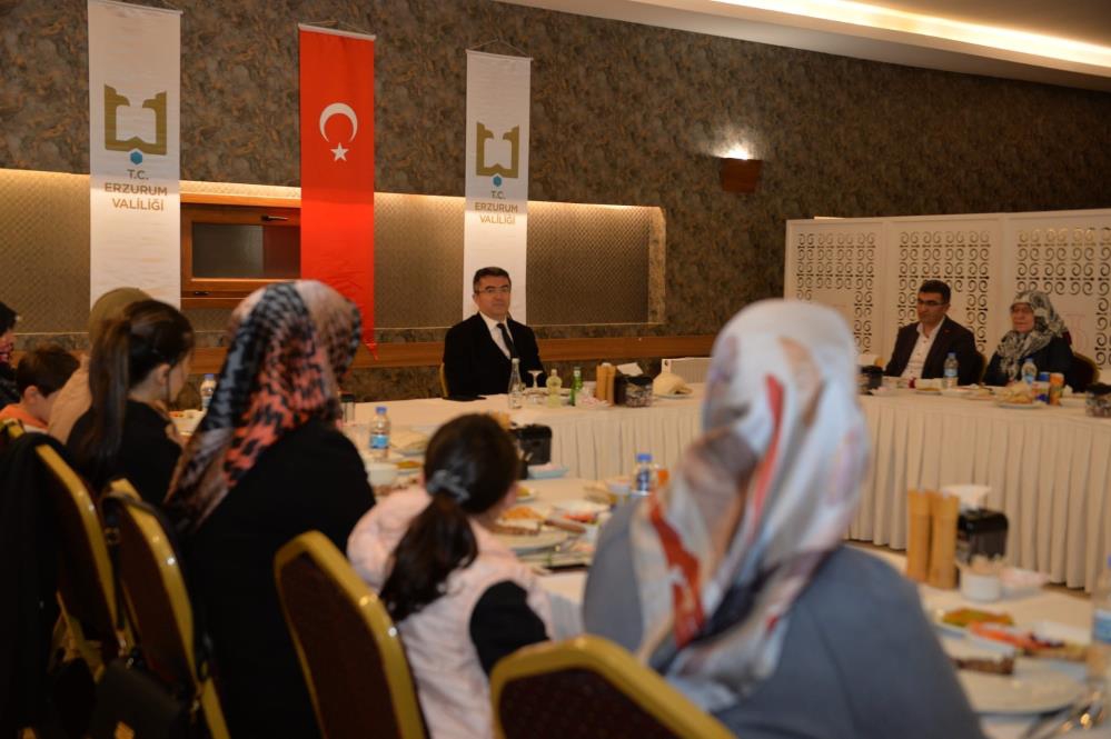 Erzurum Valisi Memiş’ten anlamlı buluşma